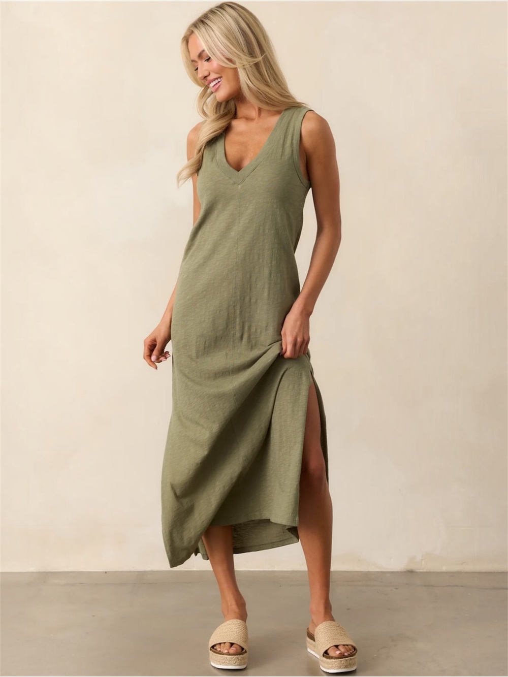 Z Supply Palisades Midi Dress Olive Green V Neck Cotton M